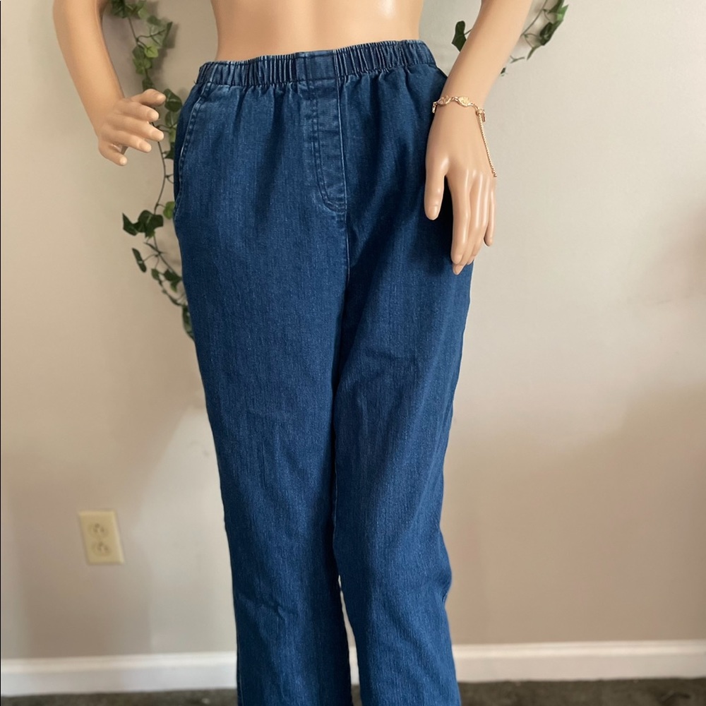 cute petite denim casual expandable jeans  🤌🏽💕 #Denim #jeans #stretchable